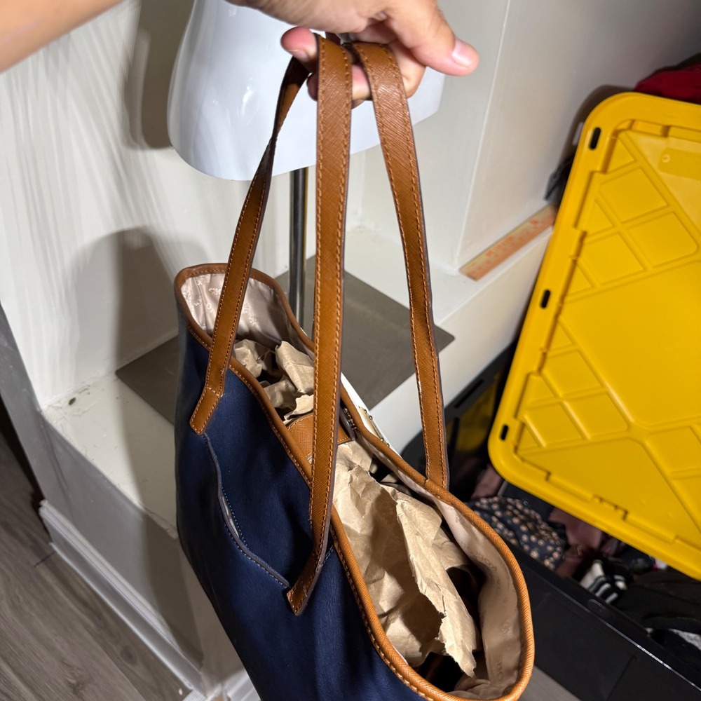 Michael Kors Navy White Colorblock Tote Bag - Picture 7 of 7